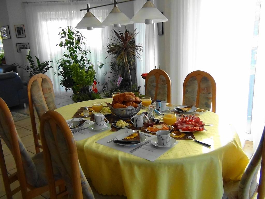 Haus Erika Am Weg Bed & Breakfast Kesswil ภายนอก รูปภาพ